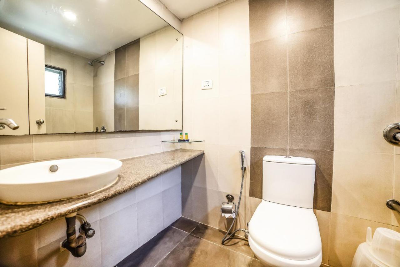 Fabhotel Flamingo Anna Nagar Ченнаи Экстерьер фото
